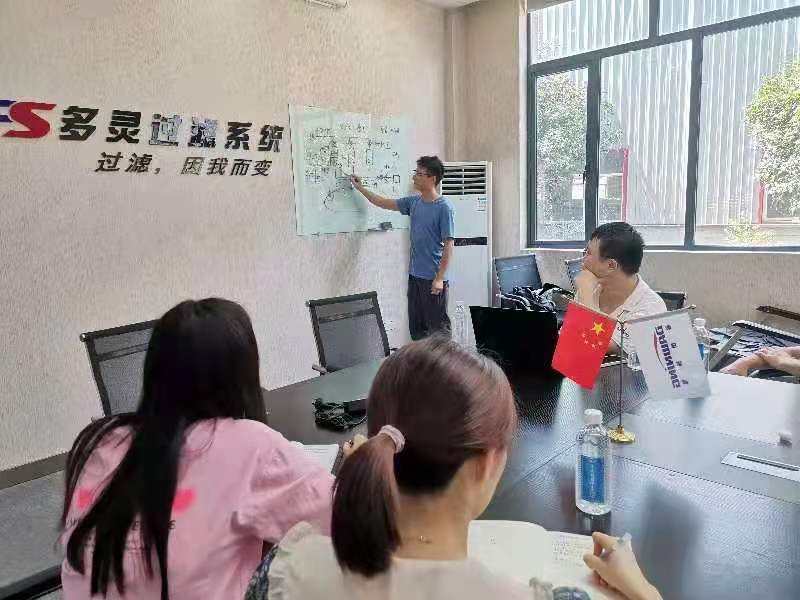 多靈技術(shù)培訓(xùn)，只為更好的服務(wù)